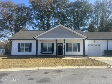 35 Kevior Avenue Four Oaks NC 27524