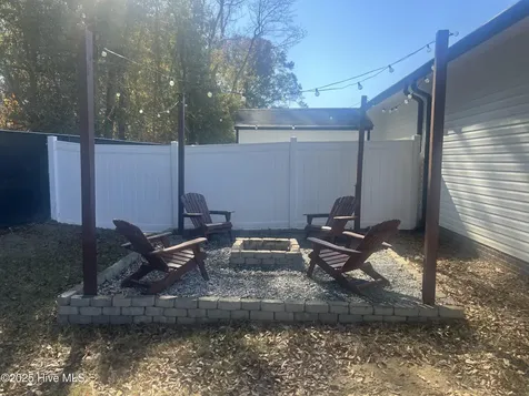 35 Kevior Avenue Four Oaks NC 27524