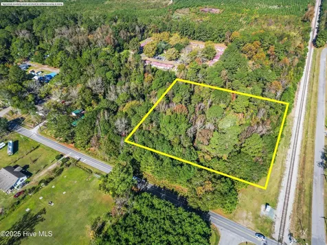0 E Railroad Street Rose Hill NC 28458