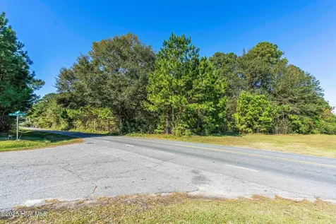 0 E Railroad Street Rose Hill NC 28458
