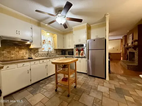 903 E Woodlawn Drive Williamston NC 27892