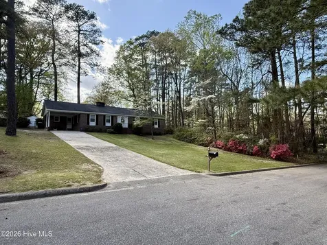 903 E Woodlawn Drive Williamston NC 27892
