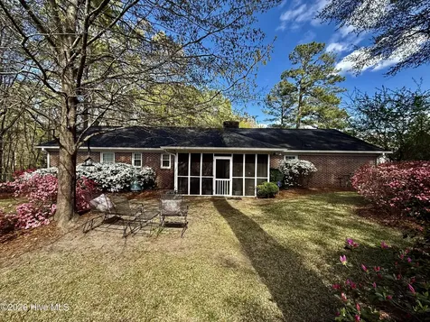 903 E Woodlawn Drive Williamston NC 27892