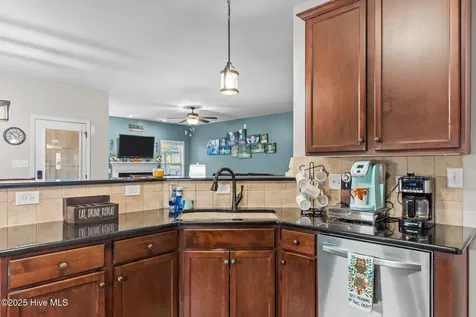 667 Saint Johns Loop Raeford NC 28376