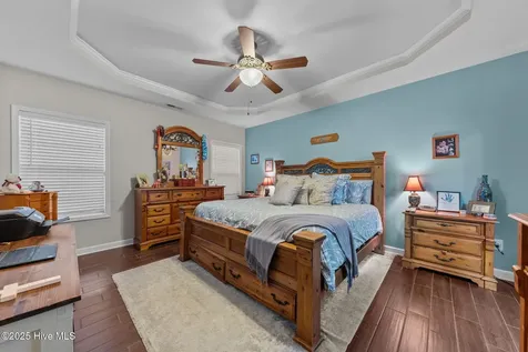667 Saint Johns Loop Raeford NC 28376