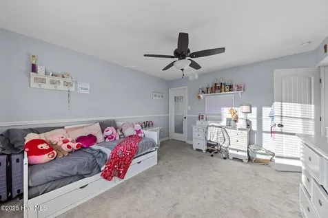 667 Saint Johns Loop Raeford NC 28376