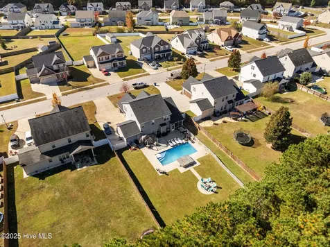 667 Saint Johns Loop Raeford NC 28376