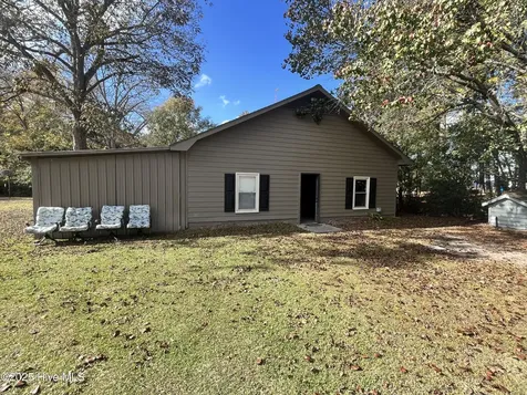 842 Love Mill Road Whiteville NC 28472