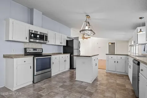 758 Wetherington Landing Road Stella NC 28582