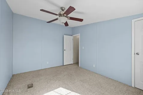 758 Wetherington Landing Road Stella NC 28582