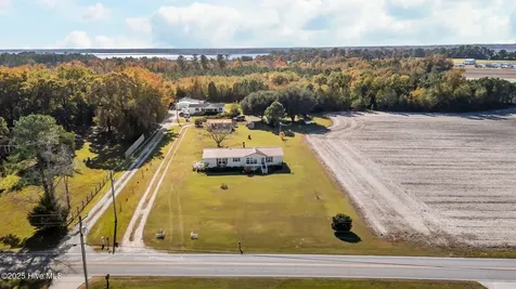 758 Wetherington Landing Road Stella NC 28582