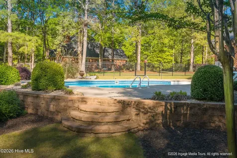 951 White Horse Drive Greenville NC 27834