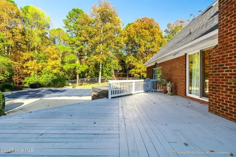951 White Horse Drive Greenville NC 27834