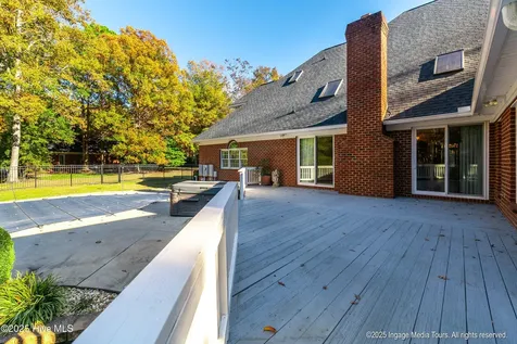 951 White Horse Drive Greenville NC 27834