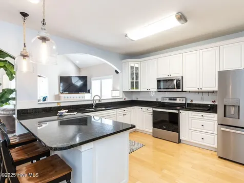 129 Sunset Drive Cedar Point NC 28584