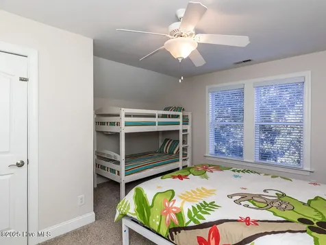 129 Sunset Drive Cedar Point NC 28584