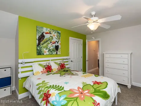 129 Sunset Drive Cedar Point NC 28584