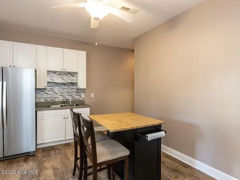 129 Sunset Drive Cedar Point NC 28584
