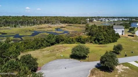 110 Marshland Circle Newport NC 28570