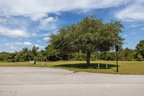 110 Marshland Circle Newport NC 28570
