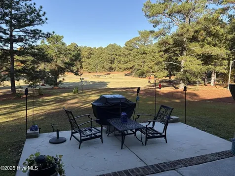 3928 Niagara-carthage Road Whispering Pines NC 28327