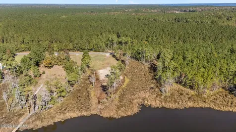 Lot 20 Bailey Pointe Drive Belhaven NC 27810