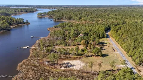 Lot 20 Bailey Pointe Drive Belhaven NC 27810