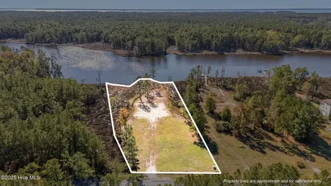 Lot 20 Bailey Pointe Drive Belhaven NC 27810