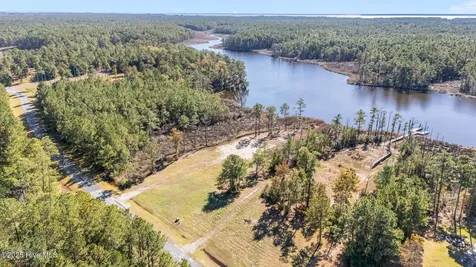 Lot 20 Bailey Pointe Drive Belhaven NC 27810