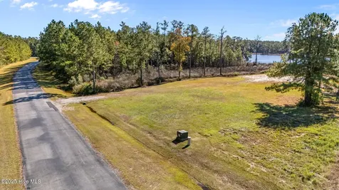 Lot 20 Bailey Pointe Drive Belhaven NC 27810