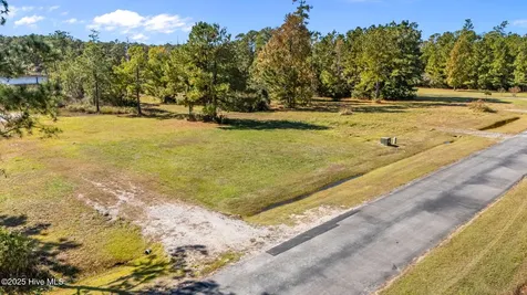 Lot 20 Bailey Pointe Drive Belhaven NC 27810
