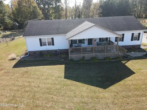 397 Spivey Road Hobbsville NC 27946