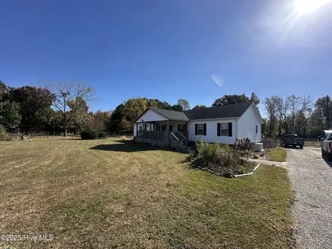 397 Spivey Road Hobbsville NC 27946