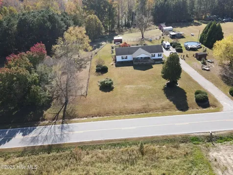 397 Spivey Road Hobbsville NC 27946