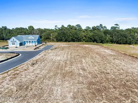76 Solstice Way Hampstead NC 28443