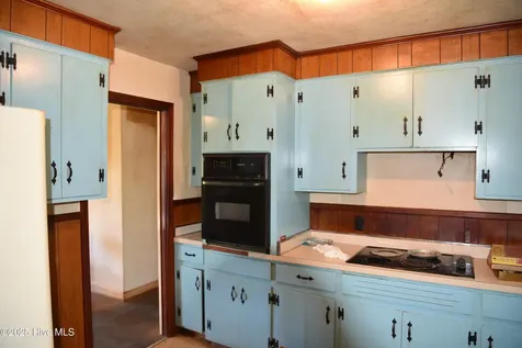 211 E Modlin Road Ahoskie NC 27910