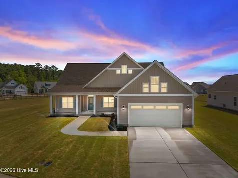 3209 Honeysuckle Drive Winterville NC 28590