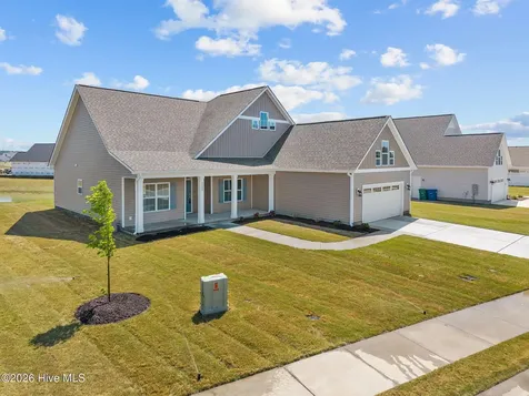 3209 Honeysuckle Drive Winterville NC 28590