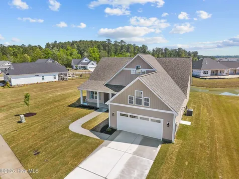3209 Honeysuckle Drive Winterville NC 28590
