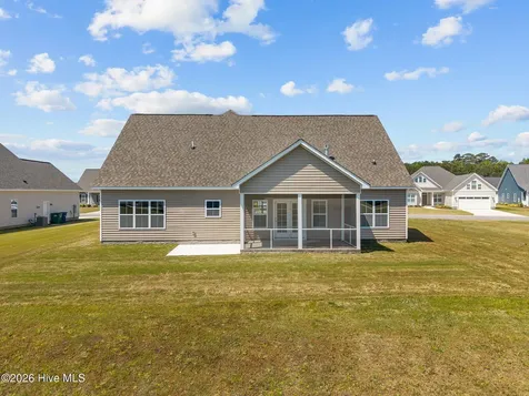 3209 Honeysuckle Drive Winterville NC 28590