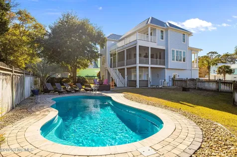 106 Key West Lane Newport NC 28570