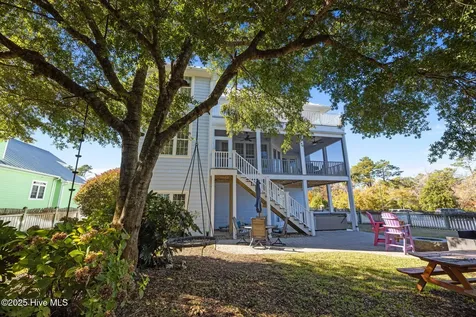 106 Key West Lane Newport NC 28570