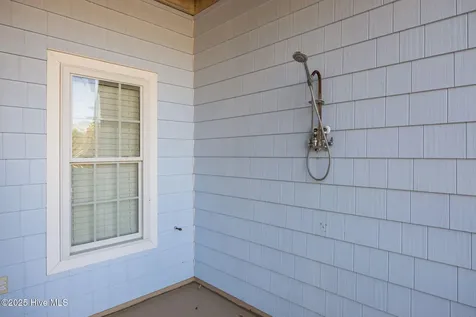 106 Key West Lane Newport NC 28570