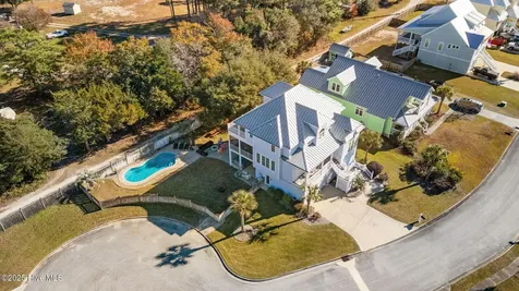 106 Key West Lane Newport NC 28570