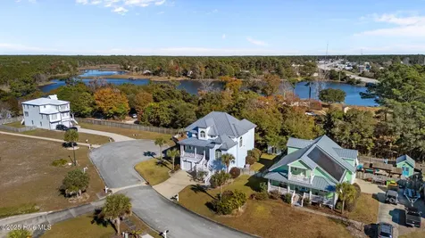 106 Key West Lane Newport NC 28570