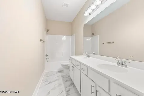 314 E Theriault Court Jacksonville NC 28540