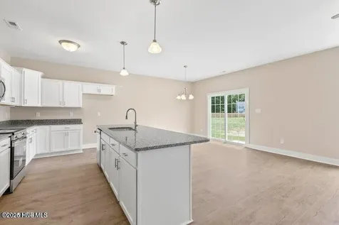 314 E Theriault Court Jacksonville NC 28540