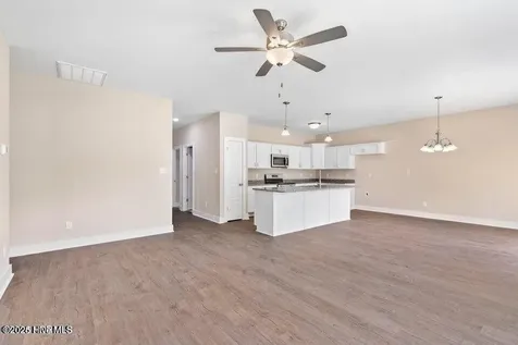 314 E Theriault Court Jacksonville NC 28540
