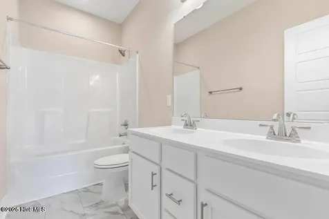 314 E Theriault Court Jacksonville NC 28540
