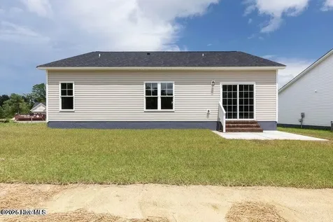 314 E Theriault Court Jacksonville NC 28540